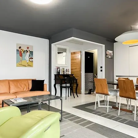 Apartment Petit Palace Vue Sur Imperial Annecy
